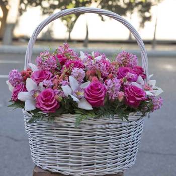 Baskets with flowers - code:8025