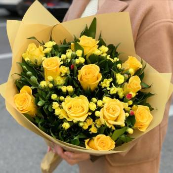 11 Yellow Roses - code:5084